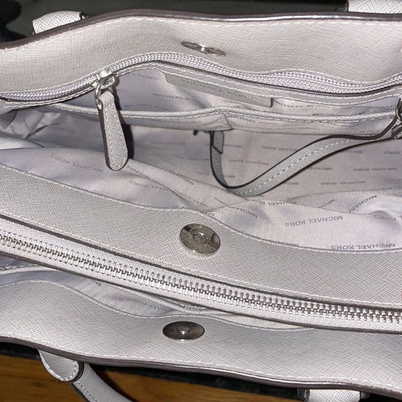 Michael Kors Savannah Large - Picture 8 of 16